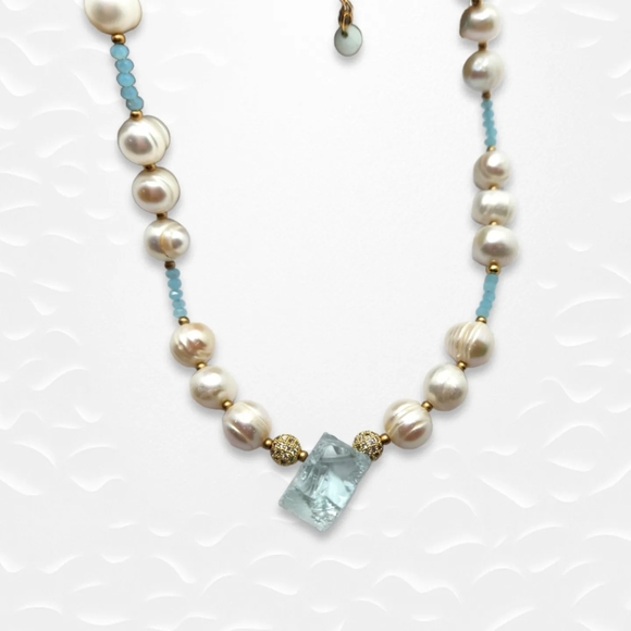 Freshwater Pearl, Raw Aquamarine Quartz choker necklace - Picture 3 of 5